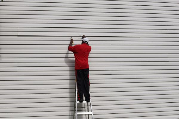 Loose Siding Repair in Great Falls